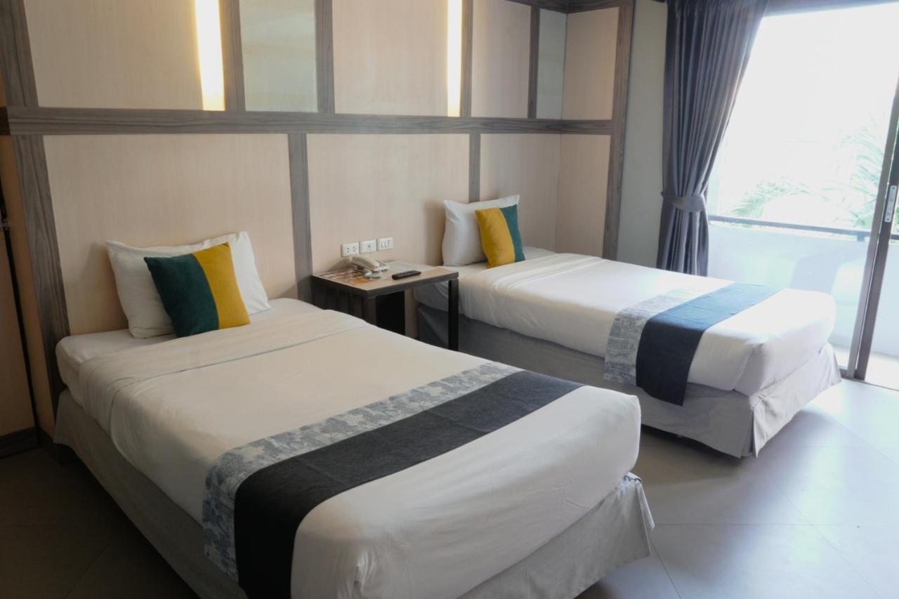 Sea Breeze Jomtien Resort Pattaya Exteriör bild