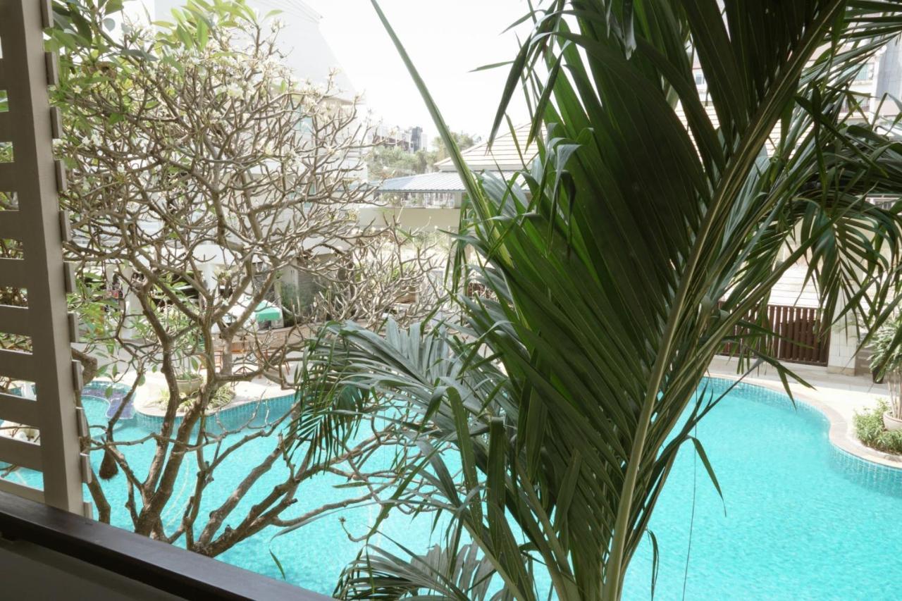 Sea Breeze Jomtien Resort Pattaya Exteriör bild
