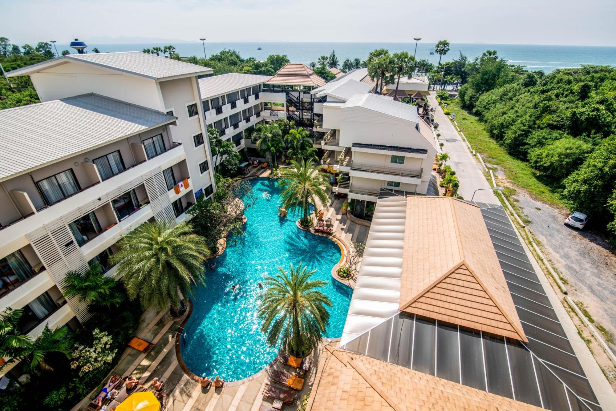 Sea Breeze Jomtien Resort Pattaya Exteriör bild