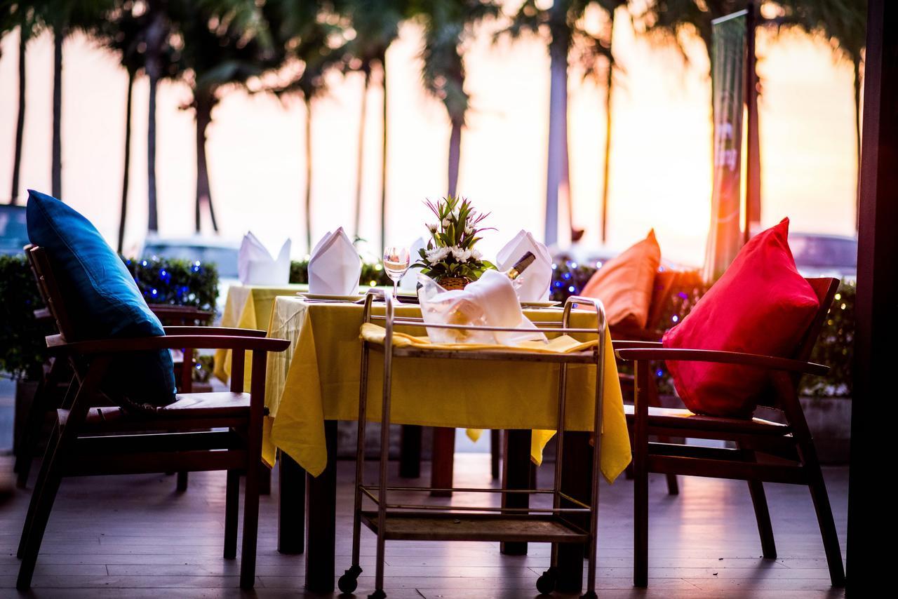 Sea Breeze Jomtien Resort Pattaya Exteriör bild